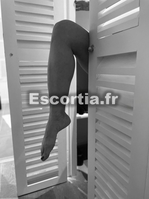 Maitresse Carolina Royan escort Royan