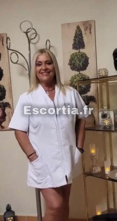 Amour Dalila massages erotiques photo 2