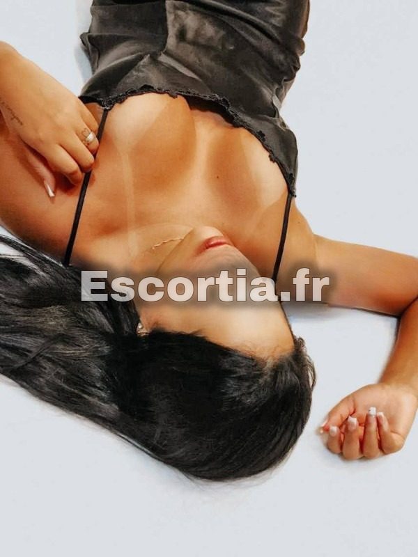 AishaSuzane escort Toulouse
