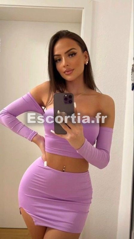 CECILIA CHAUDE escort Calais