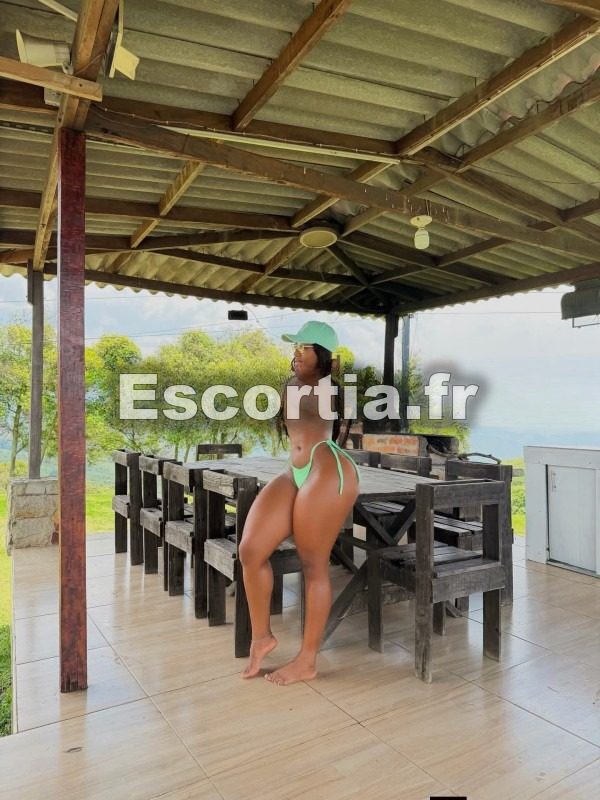 Ana photo 3