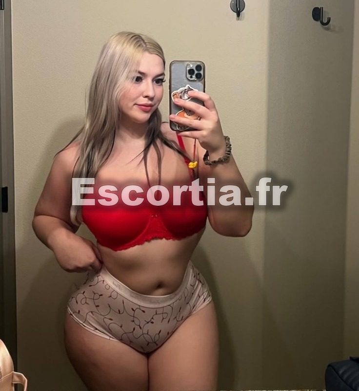 Sara escort Mulhouse