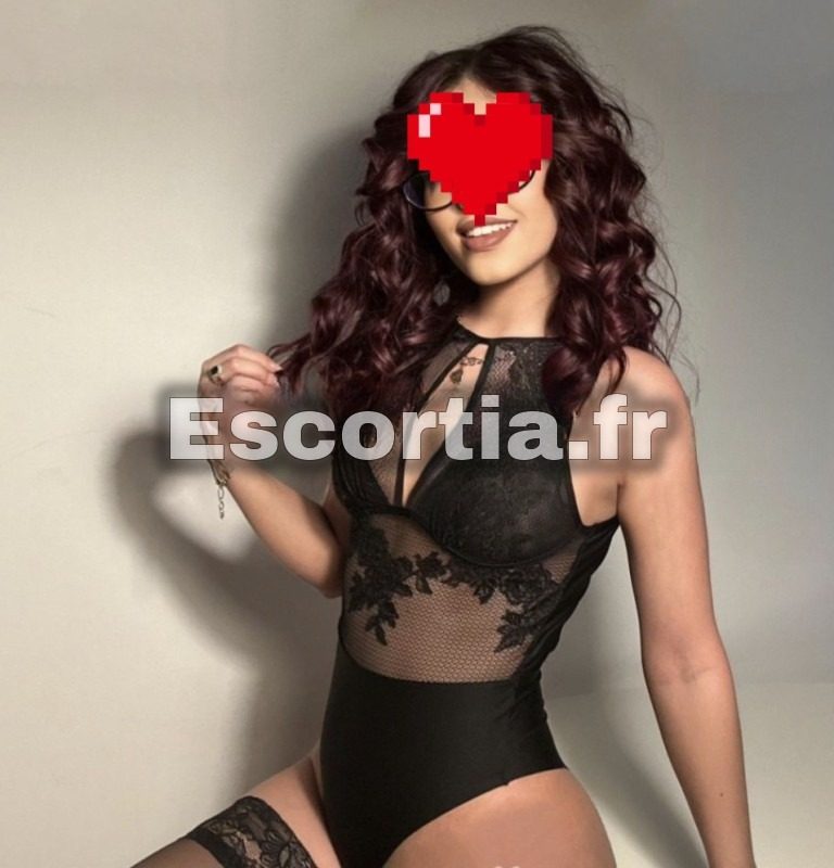 Kelly escort Lons-le-saunier
