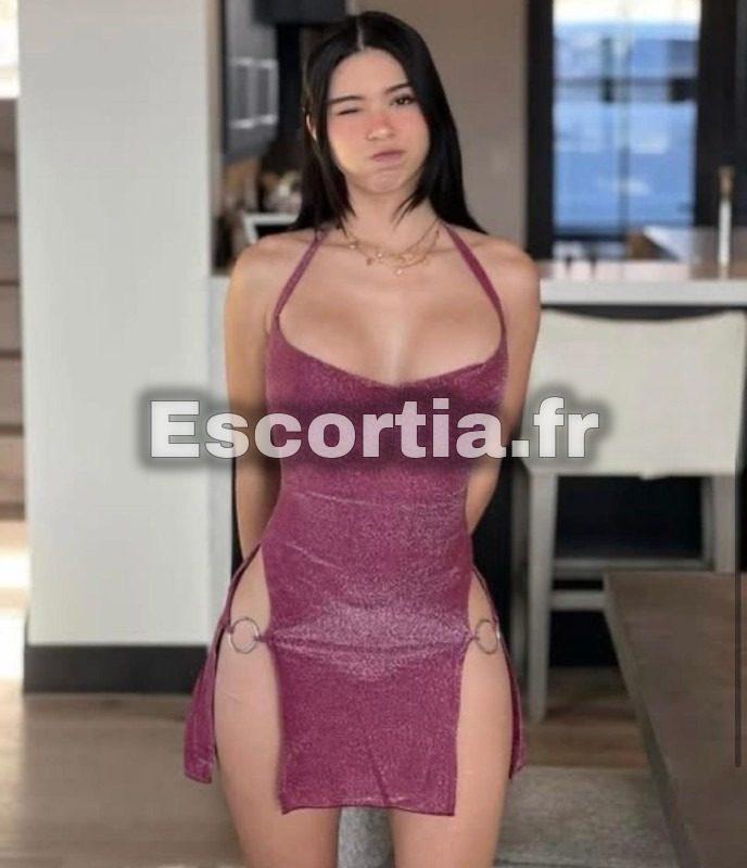 Larissa escort Aubervilliers