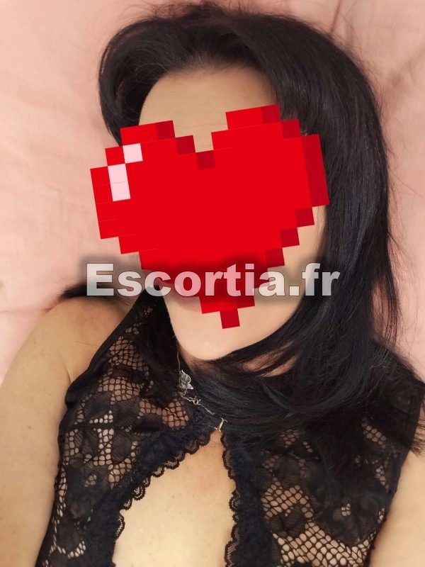 Natacha 50 ans escort Mulhouse