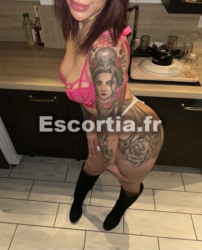 Amilya xxxx photo 2