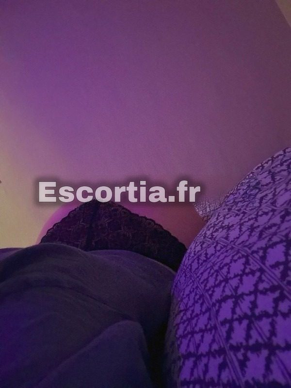 Seeyy escort Dunkerque