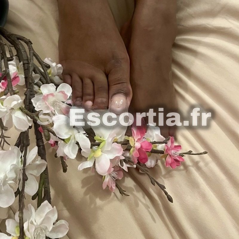 Bintaaa69 escort Épinay-sur-seine