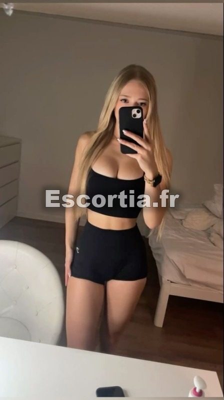 Petite Maigre photo 2