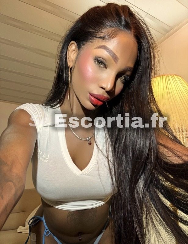 EbonyLiz photo 2