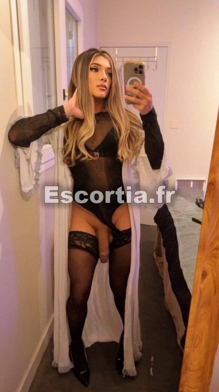 Jamilly22cmreel escort Angoulême