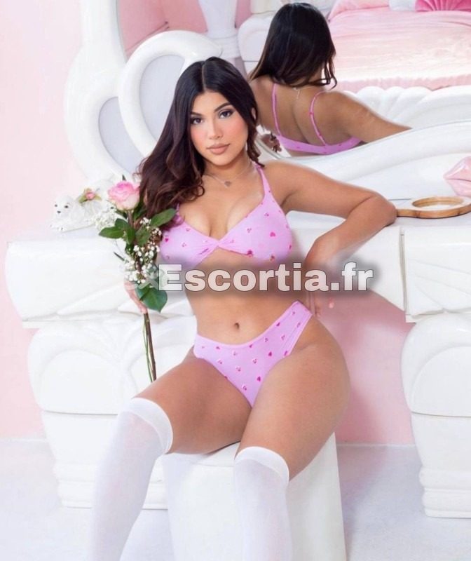 Amarantha escort Strasbourg
