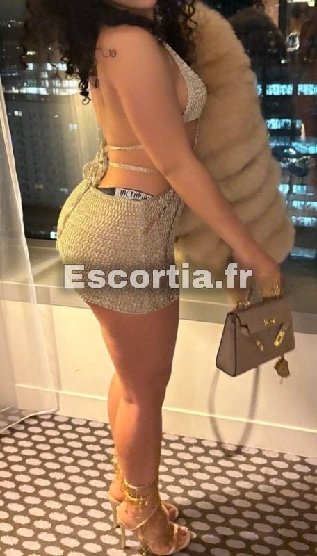 French arbia escort Paris