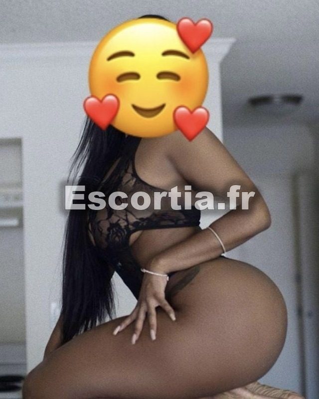 Lillas25 escort Villepinte