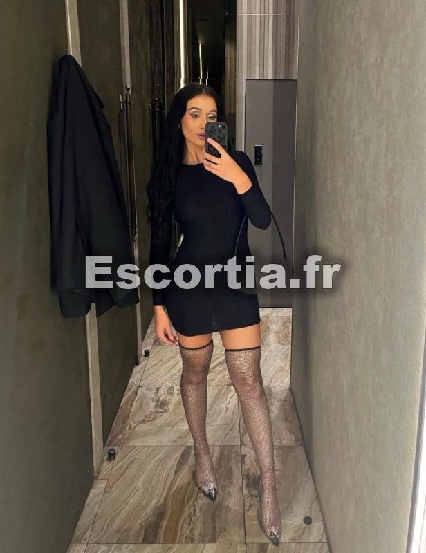 Ornella 1A escort Saint-germain-en-laye