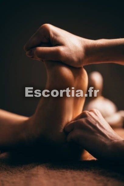 Karol Massagen escort Amiens