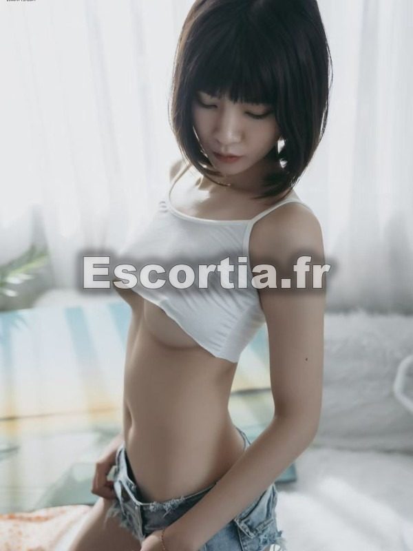 Tina photo 4