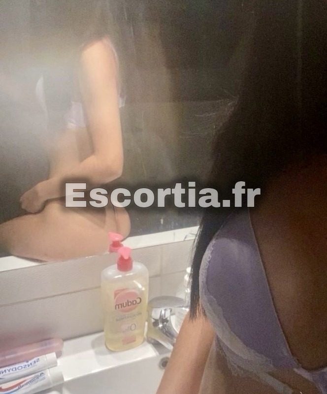 Lara681 escort Strasbourg