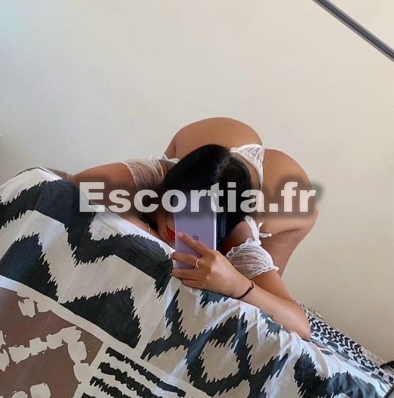 Karinag real escort Antibes