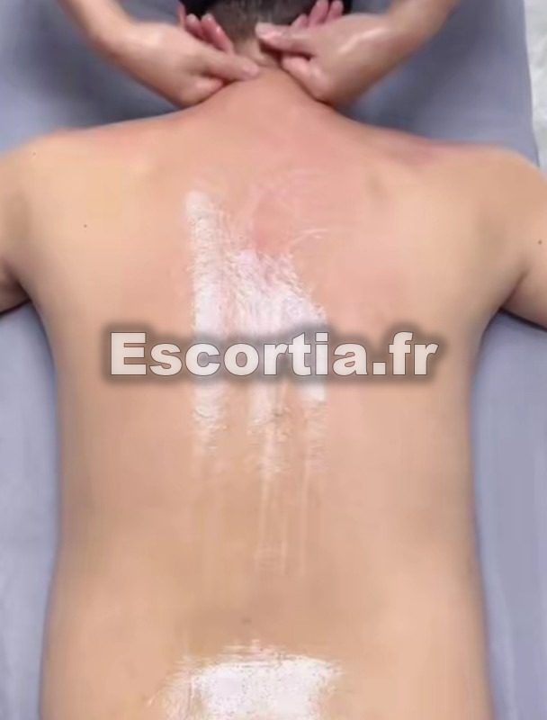 youmi escort Villepinte