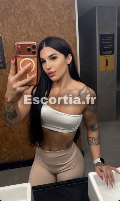 Mylla Coquine escort Toulon
