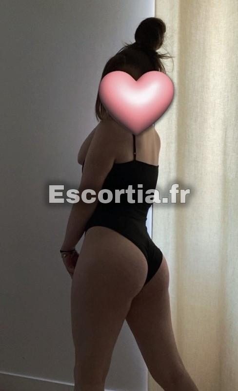 Carolina83 escort Chilly-mazarin