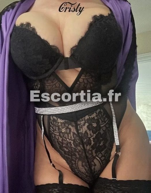 CRISTY FEMME FONTAINE photo 2