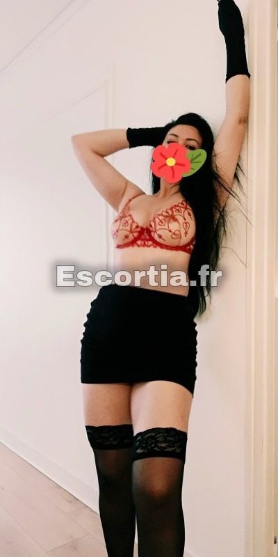 Sara-sexy escort Limoges