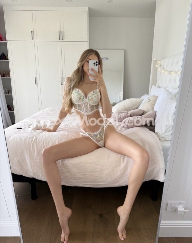 Anastasia photo 2
