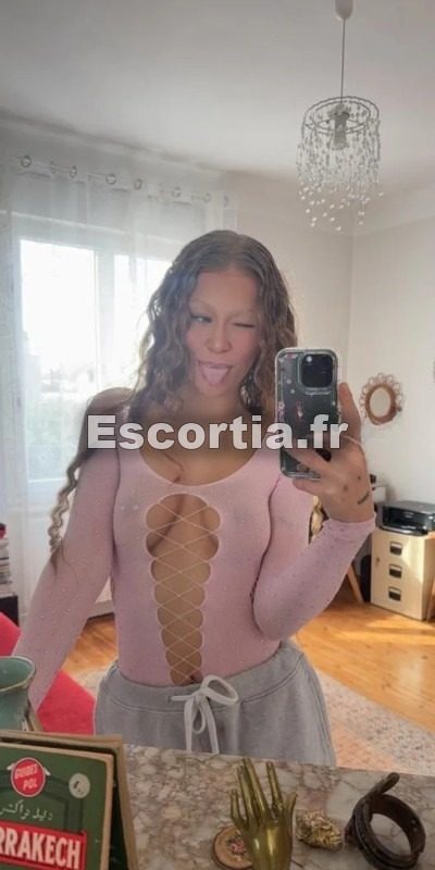 Melie escort Arras