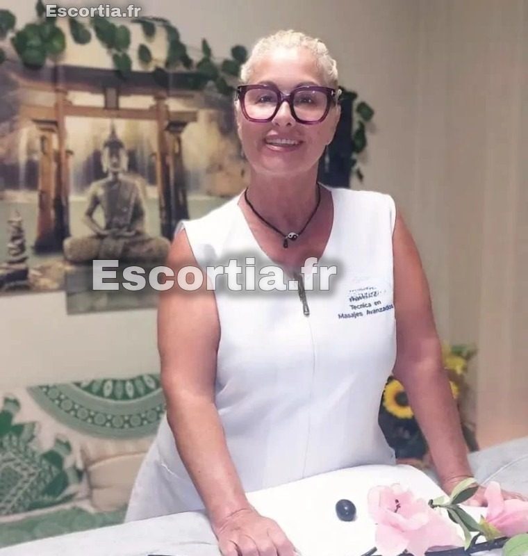 Sodo et massage chaude photo 2