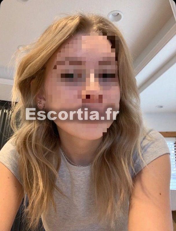 Leticia lolie21 photo 2