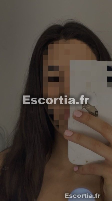 Agatha escort La Teste-de-buch