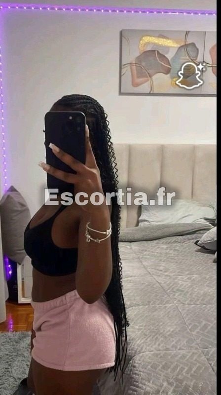 Zaina depla escort Perpignan