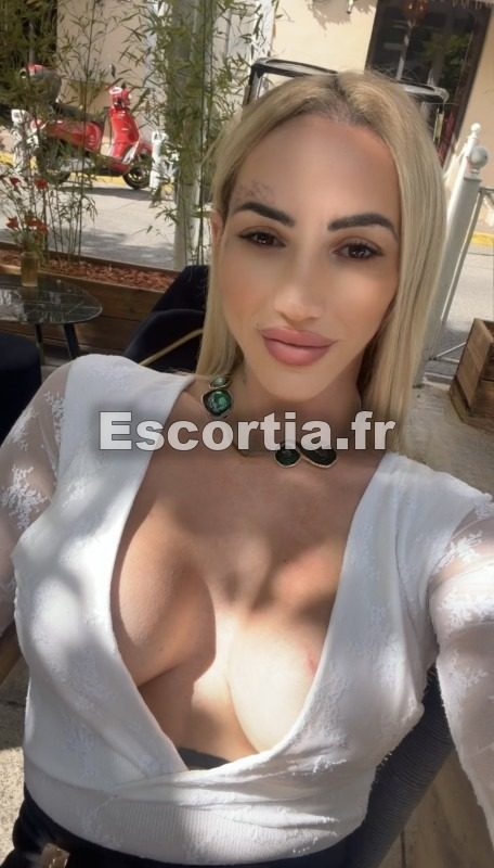 Selenaa83 photo 4
