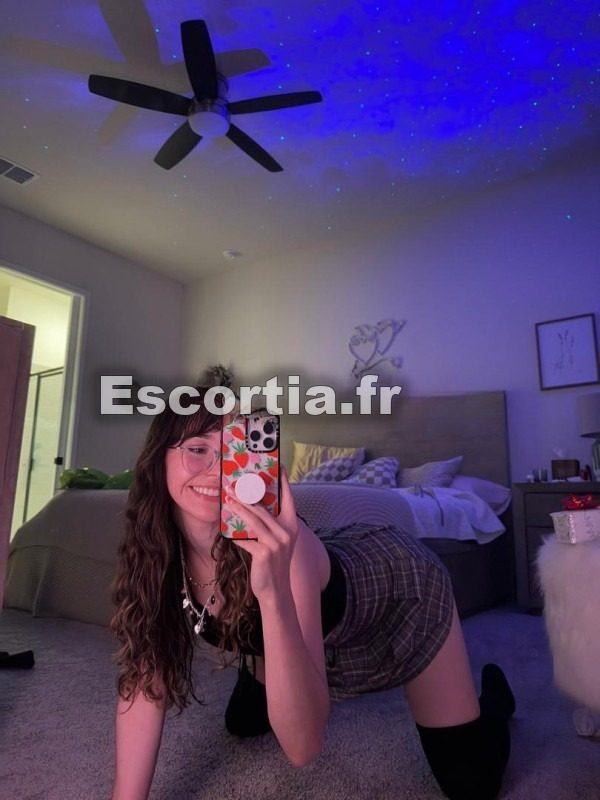Laurenda 12 photo 2