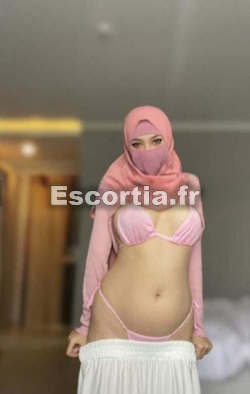 Rania masajes sexy photo 3