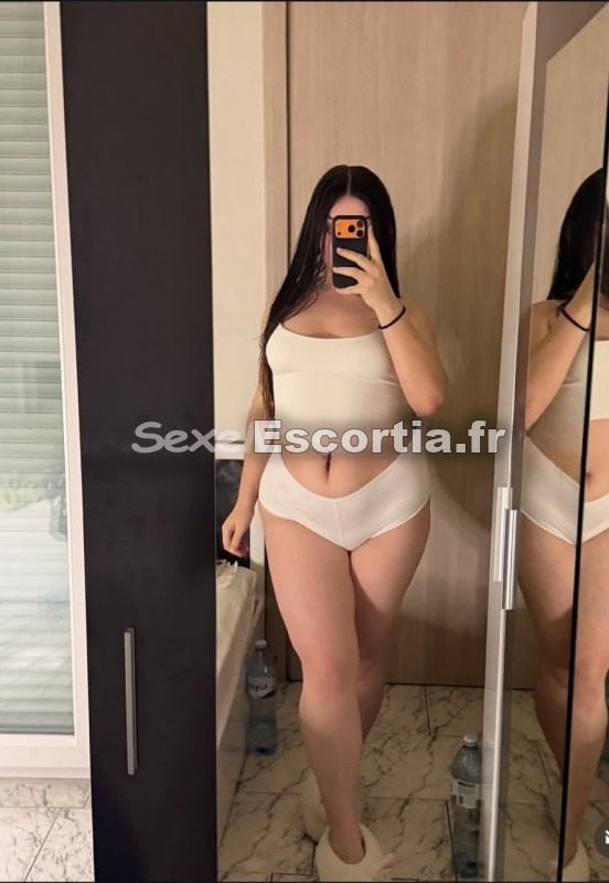 Lea deplacement de509 escort Amiens