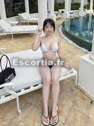 sexy lady photo 2
