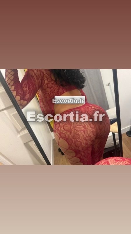 Sabrina Paris photo 5