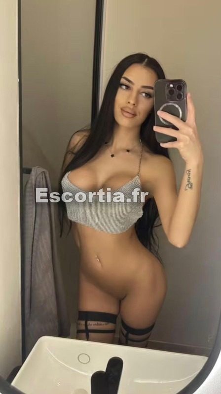Mellina Maiaz photo 2
