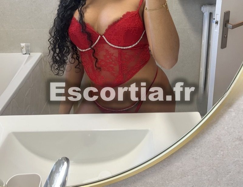 Maya hot photo 4