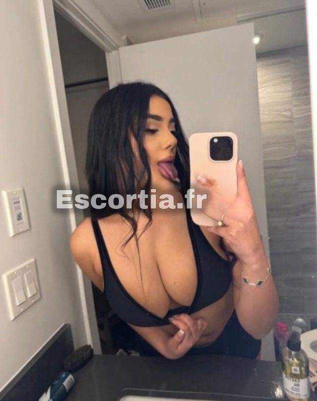 Brasilerinha 01 escort Paris