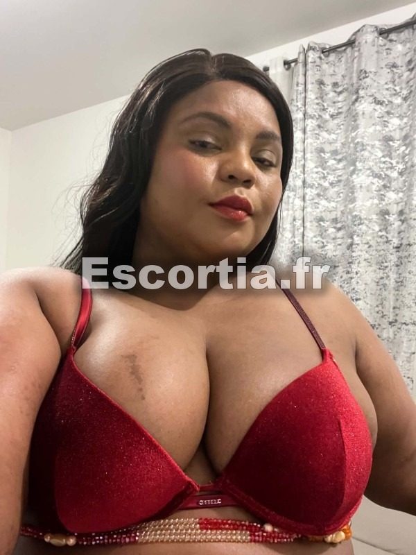 Felicia photo 4