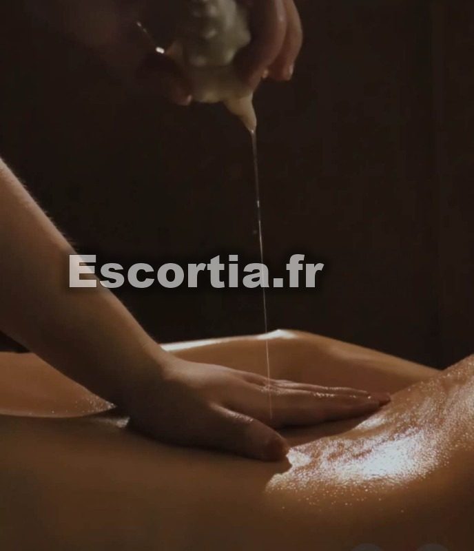 Massage Tantra Nu 168 escort Marseille