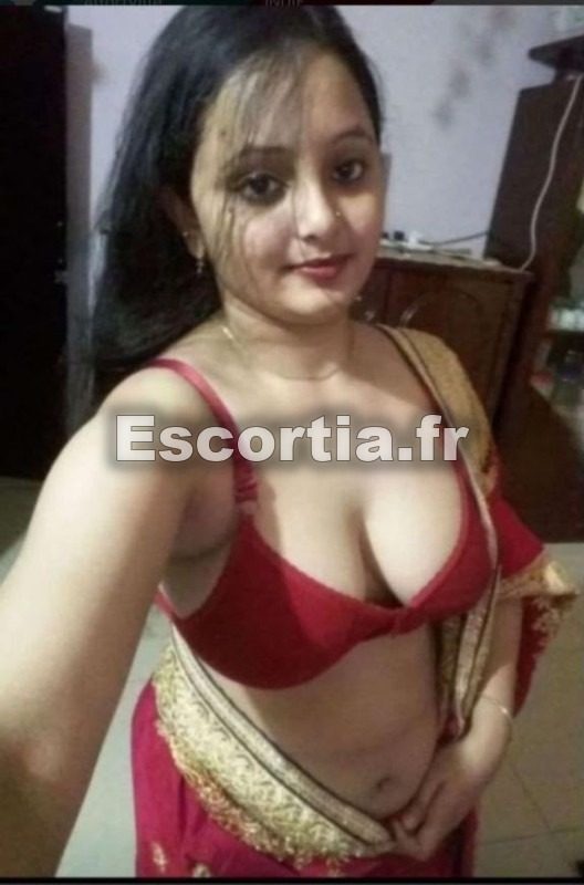 Chaude18Ana escort Aix-les-bains