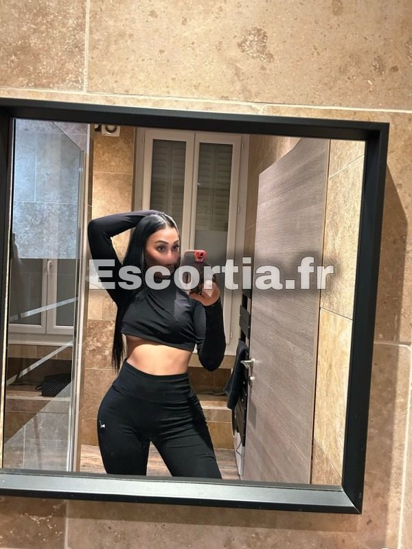 Shy francaise escort Guingamp