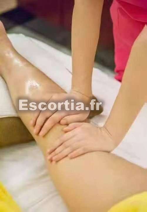 Massage nu de Lulu. escort Caen