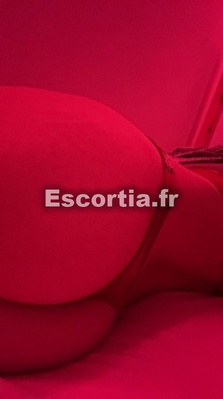 Luna dans ta ville escort Perpignan