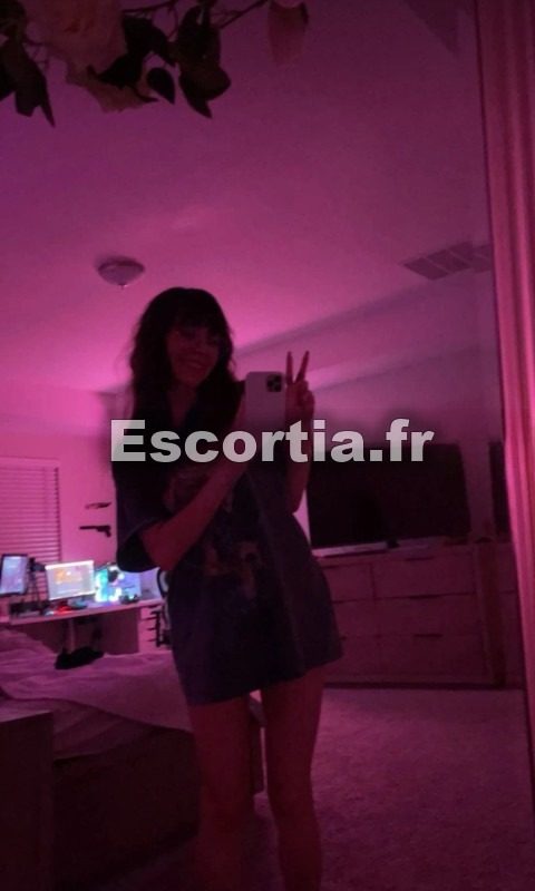 Lina Moreau photo 2